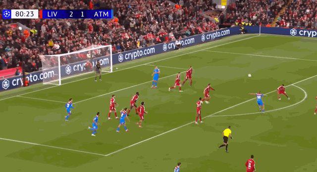 西蒙尼因为, 不满而被直, 防的埃基蒂 西蒙尼因为, 不满而被直, 防的埃基蒂